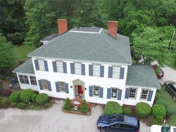 Oak Manor Inn هارتسفيل المظهر الخارجي الصورة