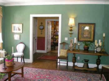 Oak Manor Inn هارتسفيل المظهر الخارجي الصورة