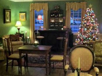 Oak Manor Inn هارتسفيل المظهر الخارجي الصورة