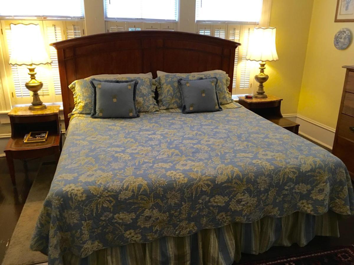 Oak Manor Inn هارتسفيل المظهر الخارجي الصورة