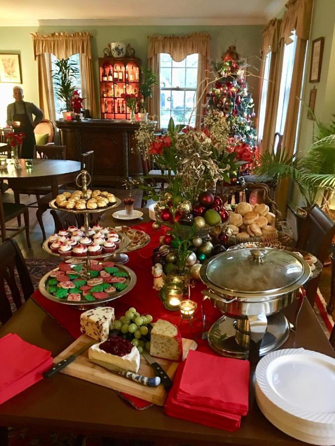 Oak Manor Inn هارتسفيل المظهر الخارجي الصورة