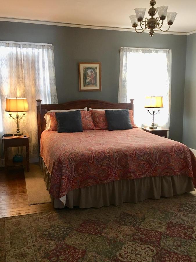 Oak Manor Inn هارتسفيل المظهر الخارجي الصورة