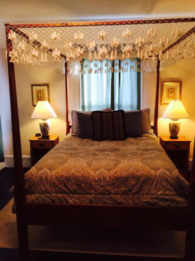 Oak Manor Inn هارتسفيل المظهر الخارجي الصورة